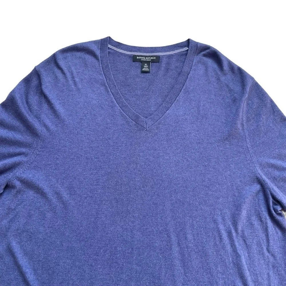 Banana Republic Luxury Blend Silk Cashmere Blend V-Neck Sweater Men’s Size XL